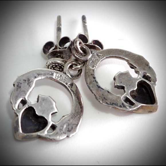 Vintage Sterling Silver, Marcasite & Black Onyx Claddagh Earrings - Picture 3 of 7